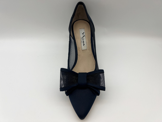 Negro respirable de los zapatos de vestir de cuero para mujer del SGS señalado cerró a Toe Heels With Mesh Butterfly