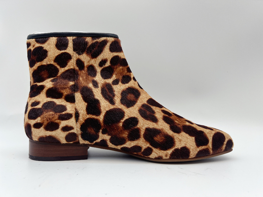 De las mujeres del cuero de la cremallera botas del tobillo para arriba, alrededor de Toe Low Heel Ankle Boots