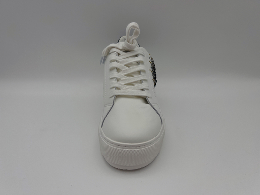Zapatos que caminan de cuero para mujer de la vaca suave, zapatos blancos clásicos con la flor de piedra decorativa