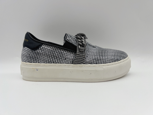 Los zapatos del ocio de la plataforma cómoda suavemente mezclan negro de la tela de materia textil/blancos para mujer