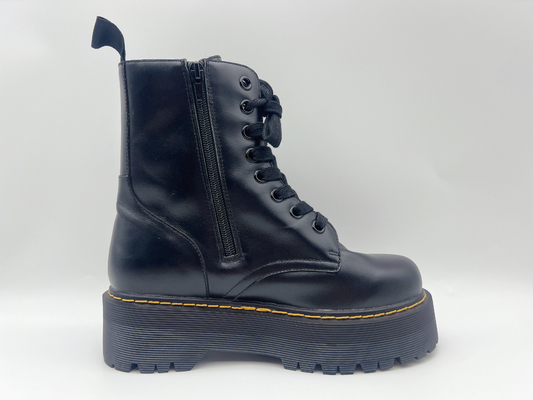 Altos zapatos de trabajo impermeables negros para mujer de los zapatos de cuero del tobillo de la vaca