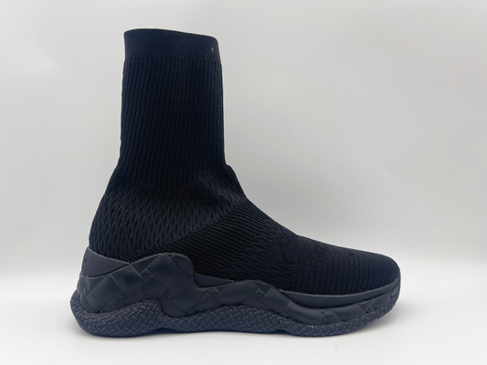 La comodidad no desliza los zapatos planos, altos zapatos superiores de cuero negros durables