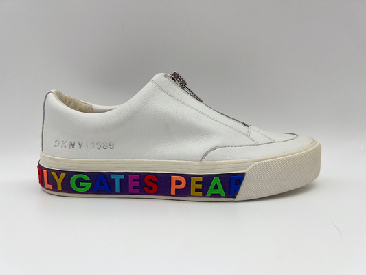 Zapatos tenis para mujer suaves del charol de los zapatos de encargo de los deportes atléticos del ODM con la cremallera metálica