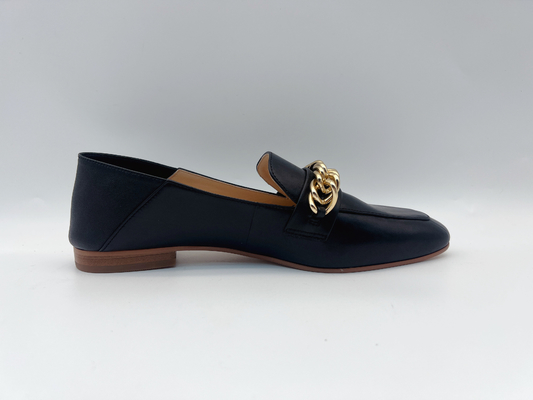 Aduana plana para mujer de los zapatos de cuero de los holgazanes de la moda con la cadena del metal