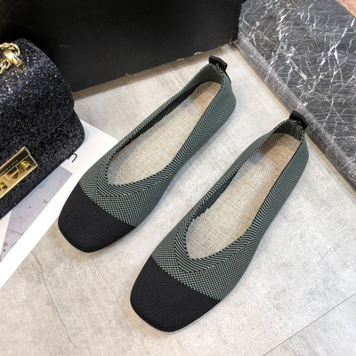 El punto ligero al por mayor tejido calza 2021 zapatos planos respirables para los nuevos estilos de las mujeres