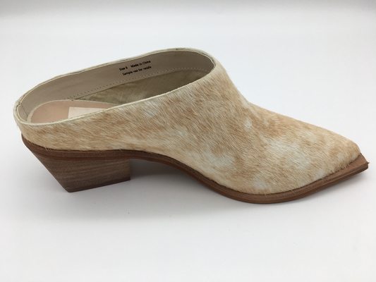 Los zapatos de vestir de cuero para mujer del OEM cerraron a Toe Pointed Toe Brown ROHS