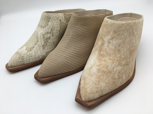 Los zapatos de vestir de cuero para mujer del OEM cerraron a Toe Pointed Toe Brown ROHS