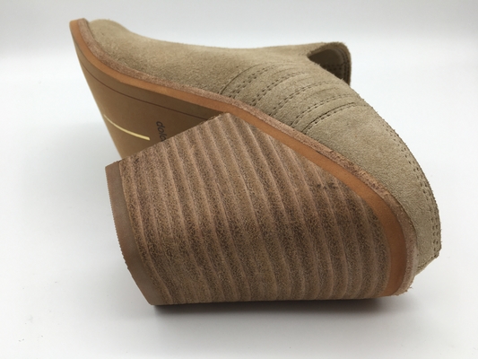 Ante suave Chunky Heel Dress Shoes de la vaca de los zapatos de vestir de Tan Beige Closed Toe Womens